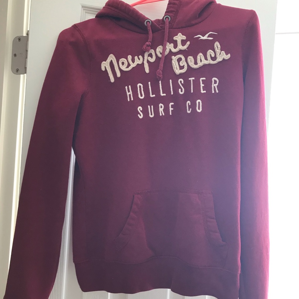 Hollister Burgundy hoodie